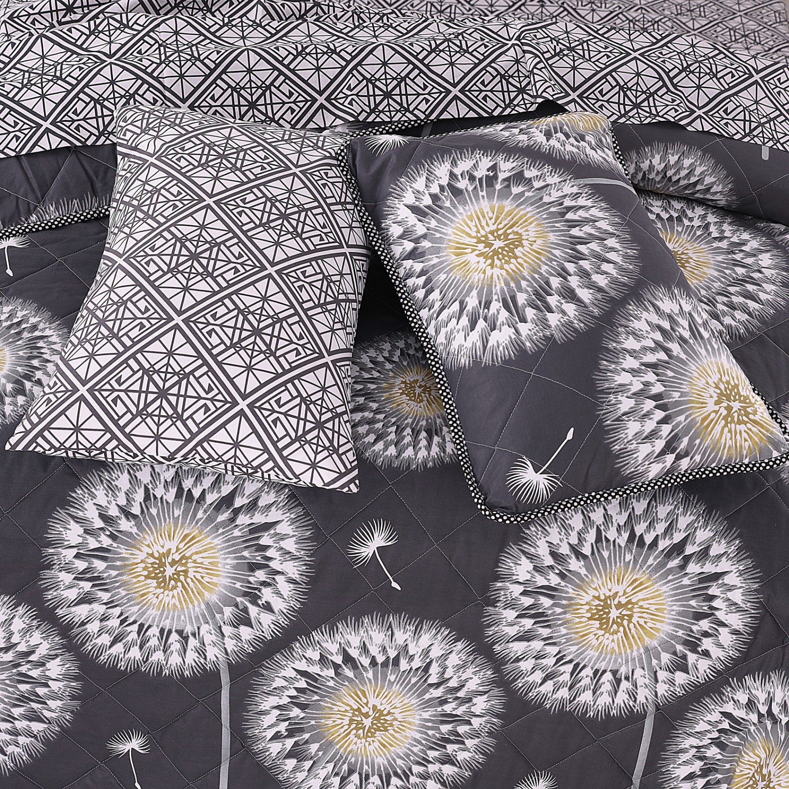 FLOR 6 Pcs Comforter Set Nishat-2099 ( Light Filling)