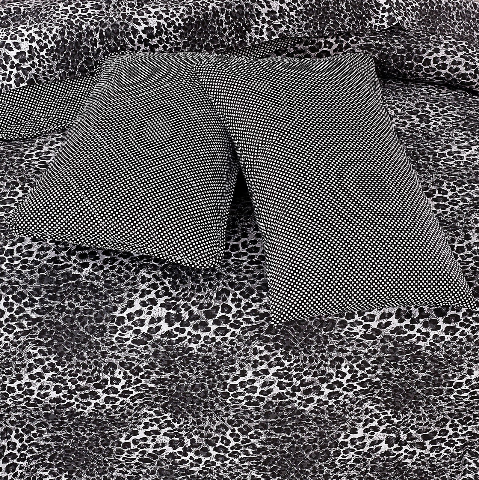 Black Cheetah 6 Pcs Comforter Set Nishat-2099 ( Light Filling)